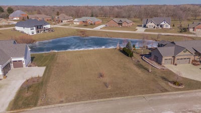 /international/us/lot-26-15904-belfry-drive-bloomington-il-110097194323/?lang=zh-cn