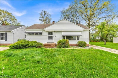 /international/us/29210-green-drive-willowick-oh-110107855588/