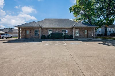 /international/us/2028-bedford-road-bedford-tx-110105699516/