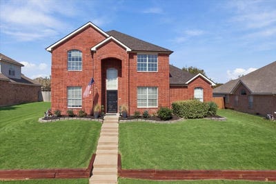 /international/us/204-newport-drive-van-alstyne-tx-110120498632/