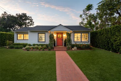 /international/us/2154-east-valley-road-montecito-ca-110108659118/