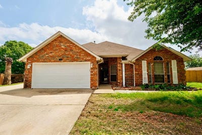 /international/us/7708-chandler-court-north-richland-hills-tx-110107568181/