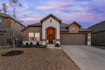 /international/us/809-egret-street-princeton-tx-110105318188/