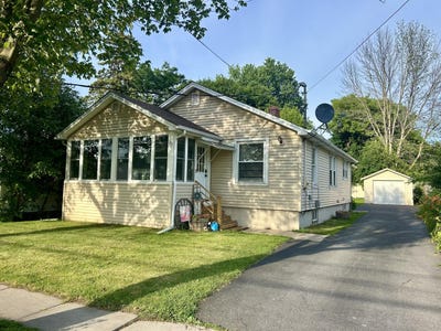 /international/us/67-waterhouse-street-plattsburgh-ny-110100838962/