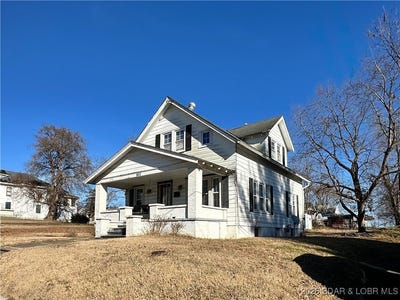 /international/us/802-s-oak-street-california-mo-110105065154/