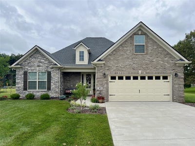 /international/us/101-oaktree-lane-franklin-ky-110100814540/