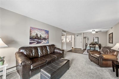 /international/us/4385-trenton-lane-n-plymouth-mn-110100352547/