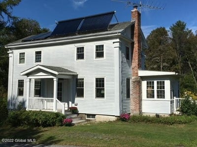 /international/us/19-center-white-creek-lane-white-creek-ny-110104606692/