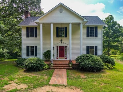 /international/us/2970-abilene-rd-charlotte-court-house-va-110100834236/