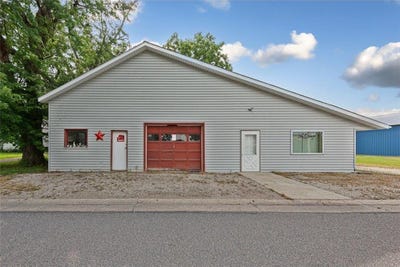 /international/us/20-s-renville-street-winthrop-mn-110101003287/