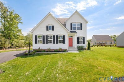/international/us/13507-enon-oaks-place-chester-va-110106533843/
