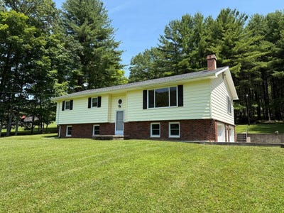 /international/us/1200-indian-camp-run-youngsville-pa-110101260275/?lang=en