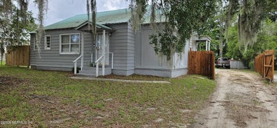/international/us/2416-crill-avenue-palatka-fl-110108426322/