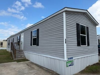 /international/us/2315-mustang-rd-alvin-tx-110104409207/