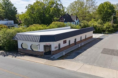 /international/us/54-market-st-onancock-va-110107860265/