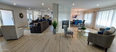 /international/us/17-maxine-drive-camarillo-ca-110100258244/