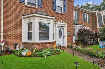 /international/us/613-mill-landing-road-chesapeake-va-110108408703/