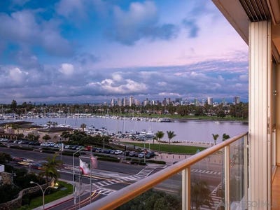 /international/us/1810-avenida-del-mundo-coronado-ca-110109192744/