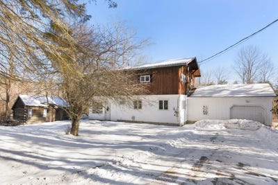 /international/us/2404-tarbell-hill-road-cavendish-vt-110105196116/