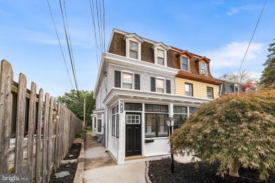 /international/us/209-harry-street-conshohocken-pa-110120588619/