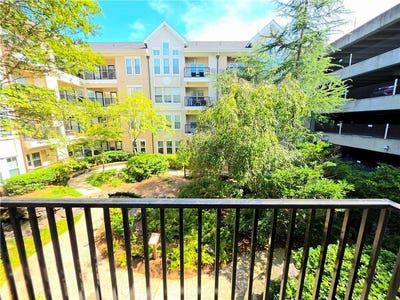 /international/us/1850-cotillion-drive-dunwoody-ga-110120453197/