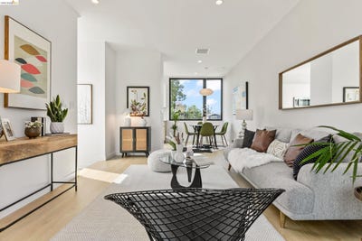 /international/us/4035-park-blvd-oakland-ca-110107735913/