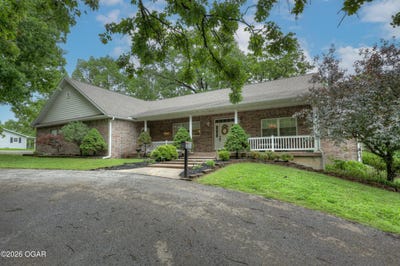 /international/us/1111-peterson-road-neosho-mo-110107846825/