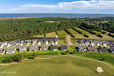 /international/us/202-windswept-lane-beaufort-nc-110120422935/