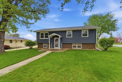 /international/us/1102-woodring-drive-waverly-ia-110107653806/
