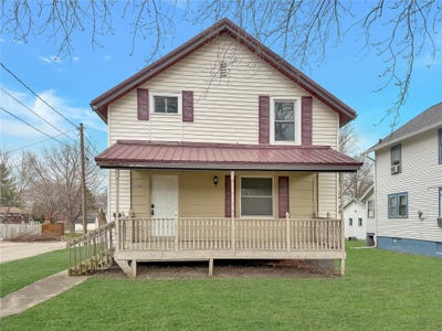 /international/us/1010-w-5th-street-perry-ia-110107695805/