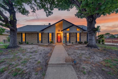 /international/us/1000-oxfordshire-drive-carrollton-tx-110107484616/