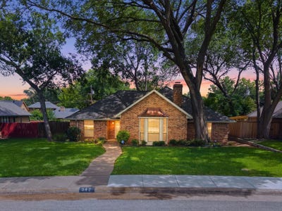 /international/us/342-hillcroft-drive-duncanville-tx-110119763729/