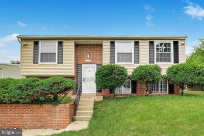 /international/us/5405-truoc-court-oxon-hill-md-110108360979/
