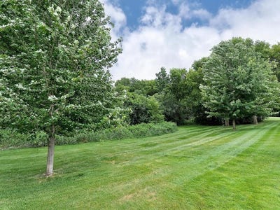 /international/us/2545-brookdale-lane-brooklyn-park-mn-110103576067/