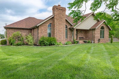 /international/us/311-northview-road-nixa-mo-110107433064/