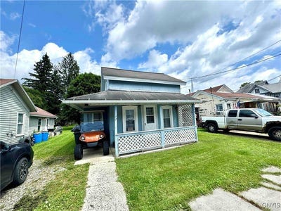 /international/us/7-dyke-street-andover-ny-110100588632/