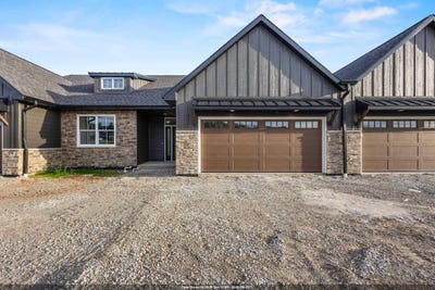 /international/us/3375-shawano-avenue-green-bay-wi-110106621457/