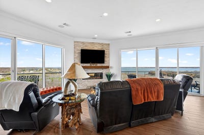/international/us/101-diamond-pointe-loop-denison-tx-110104176065/