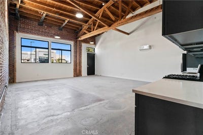 /international/us/1901-s-pacific-avenue-san-pedro-ca-110094648168/