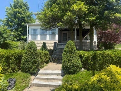 /international/us/261-e-main-street-st-clairsville-oh-110108743664/
