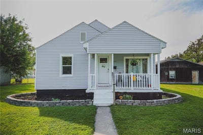 /international/us/307-n-3rd-street-chaffee-mo-110107874591/