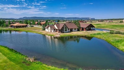 /international/us/207-blue-heron-circle-pagosa-springs-co-110108331296/