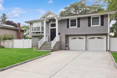 /international/us/162-stuyvesant-road-oakdale-ny-110119617706/