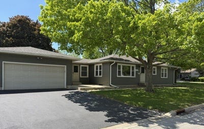 /international/us/208-w-state-street-north-aurora-il-110106721812/