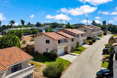 /international/us/1414-janis-lynn-ln-vista-ca-110100997061/