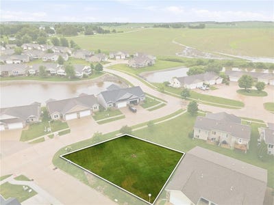 /international/us/7110-7112-waterview-dr-sw-cedar-rapids-ia-110110193244/
