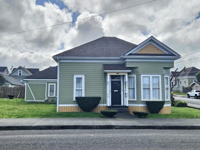 /international/us/135-w-simpson-street-eureka-ca-110106239588/