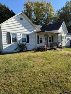 /international/us/401-s-6th-street-manchester-il-110120670776/