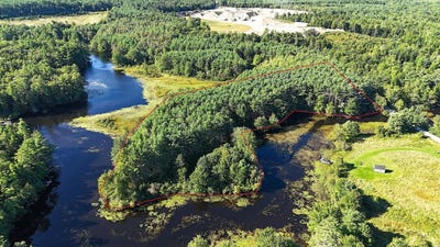 /international/us/lot-a-bernier-road-sanford-me-110094268864/
