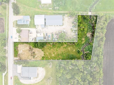 /international/us/410-s-main-avenue-alburnett-ia-110108169120/